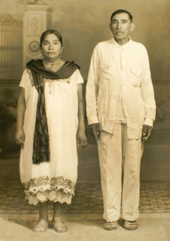 Clotilde Cob  y Juana Albornoz.JPG